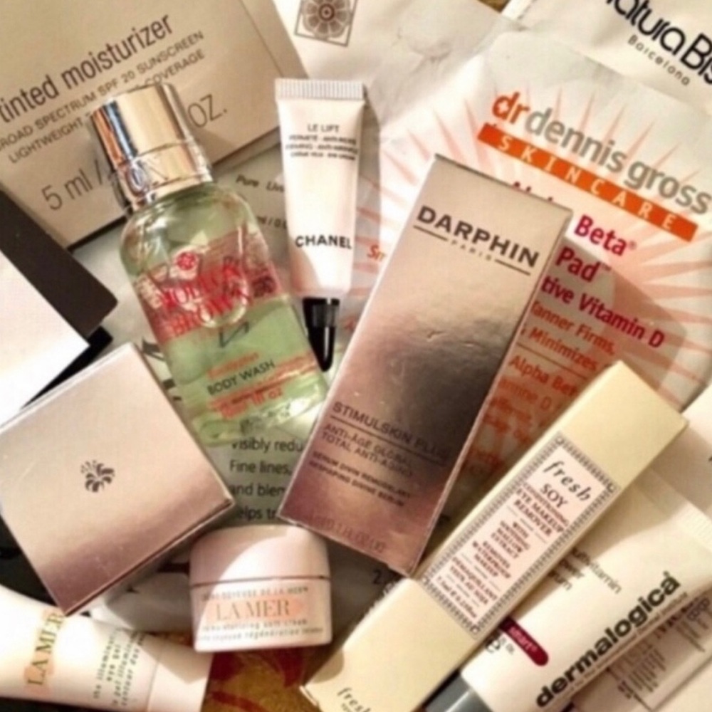 SAMPLES & FREEBIES!